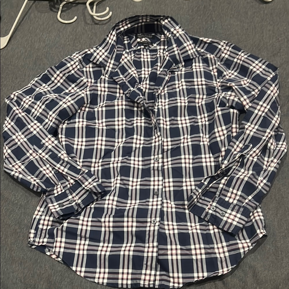 Banana Republic Blue and White Casual Button Down Shirt